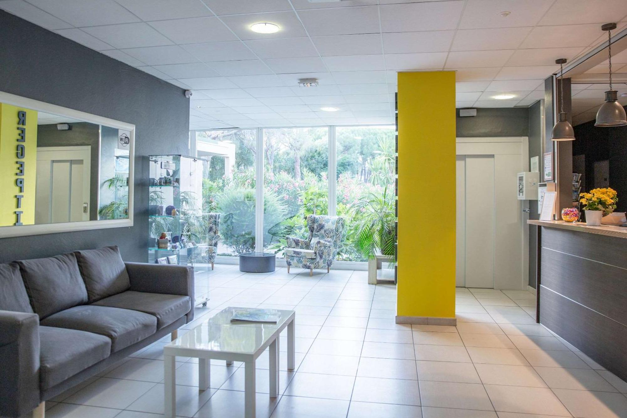 Comfort Aparthotel Frejus La Tour De Mare Exteriér fotografie